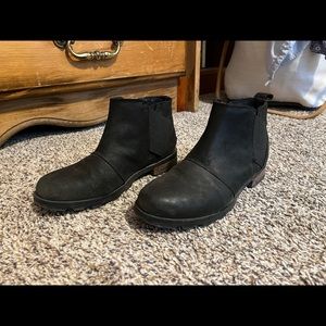 Sorel Emelie Black Ankle Boots